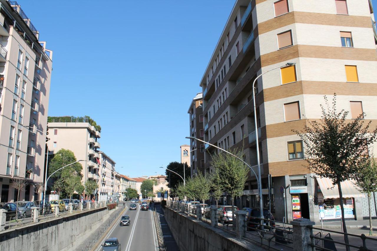 L'Appartamento Della Stazione Di 사론노 외부 사진